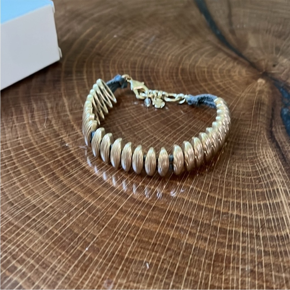Seven Assorted bracelets - Picture 9 of 9